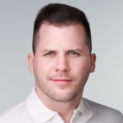 Tamas Kadar 500x500 V2